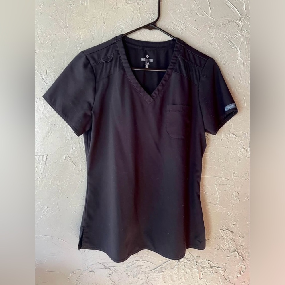 Med Couture Women's Black scrub set